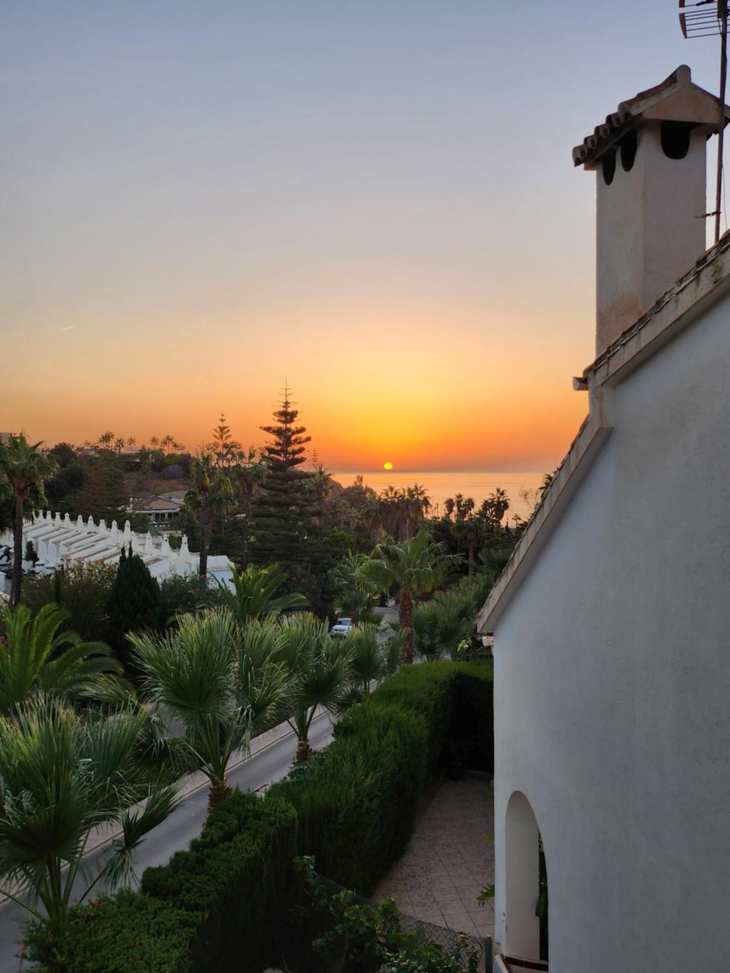 Deluxe Studio Athos 50 Mp Garden Patio Benalmadena Golf & Beach Экстерьер фото